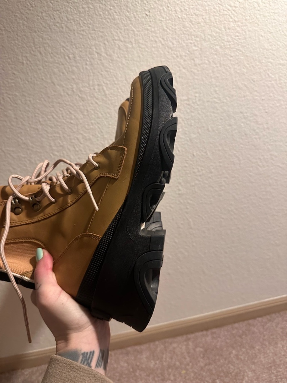 Sorel Brex Lace Up Boots- Womens size 9- Tan - Picture 13 of 16